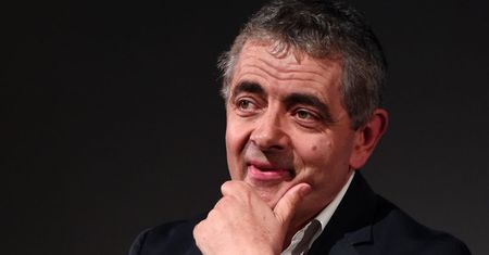 Komik broni żartu o burce. Atkinson: "Przepraszać trzeba tylko za złe dowcipy, ten był dobry"