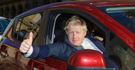 Boris Johnson zaczepiony na ulicy. Brytyjczyk zarzucił mu, że "się bawi"