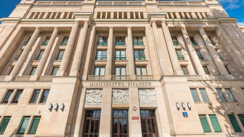 Ministerstwo Finansów. Nowe fakty ws. b. dyrektora