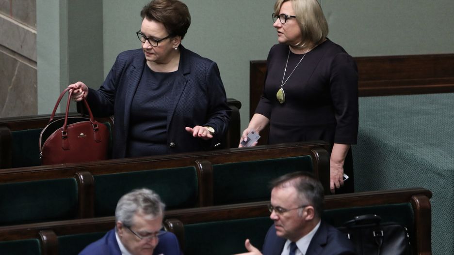 Anna Zalewska i Beata Kempa mogą być pewne wyjazdu do Brukseli. Jarosław Sellin może liczyć tylko na niespodziankę.