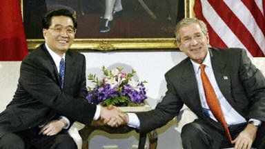 Prezydent Chin Hu Jintao i George W. Bush