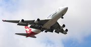 Pilot musiał zawrócić na lotnisko w Perth. Z powodu zderzenia z ptakiem