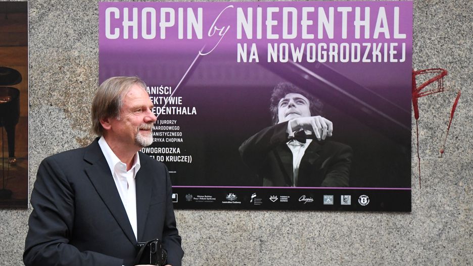 Chris Niedenthal w 1986 r. zdobył nagrodę  World Press Photo