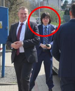 Młody doradca Macierewicza powrócił. Pomaga promować "Piątkę PiS"