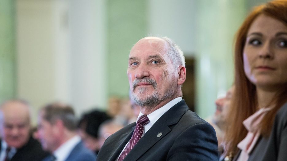 Macierewicza zastąpił Mariusz Błaszczak