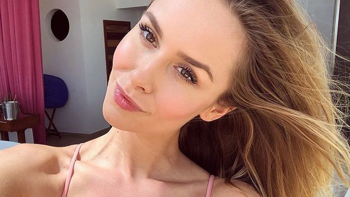 Modelka chętnie chwali się ciałem na Instagramie.