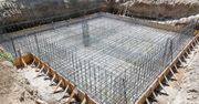 Jak wykonać zbrojenie fundamentów? Porady praktyczne