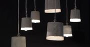 Niezwykła lampa do salonu - światło odświętnie ubrane