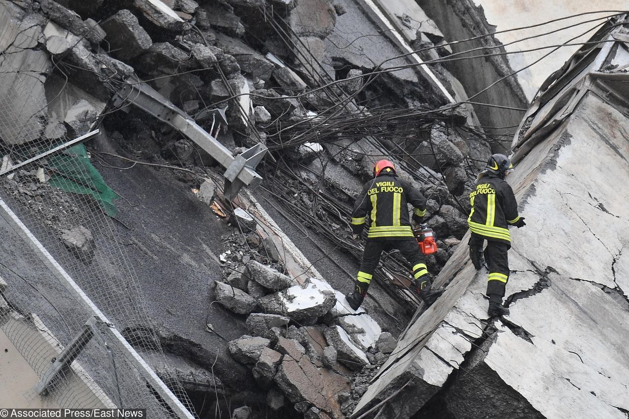 Tragedia w Genui oczami świadków. "Wielki huk, przerażeni ludzie wbiegali na siebie"