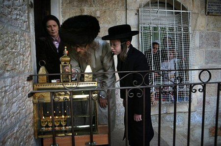 Żydowska menora zapłonęła w Sejmie