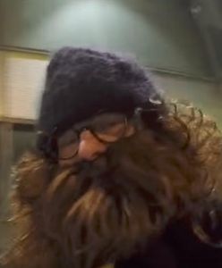 Uczestniczył w akcji przed TVP. Jest oświadczenie ws. Mikołaja Janusza