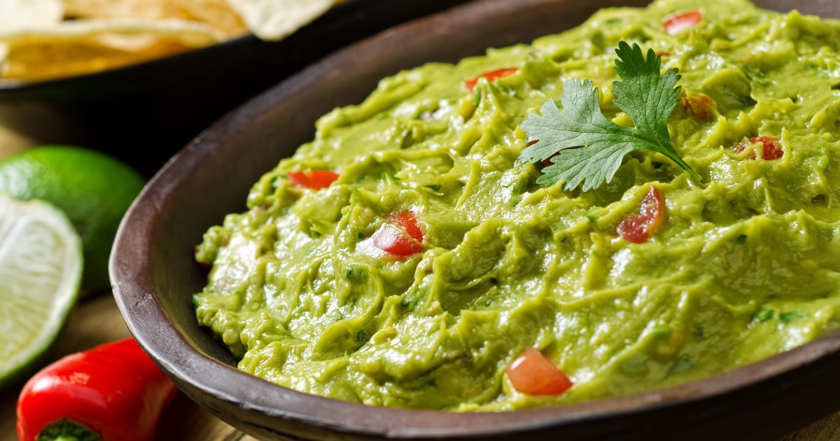 Guacamole- Pyszności; źródło Canva