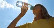 Magiczny napój, który pomoże przetrwać upał. Nawadnia lepiej niż woda