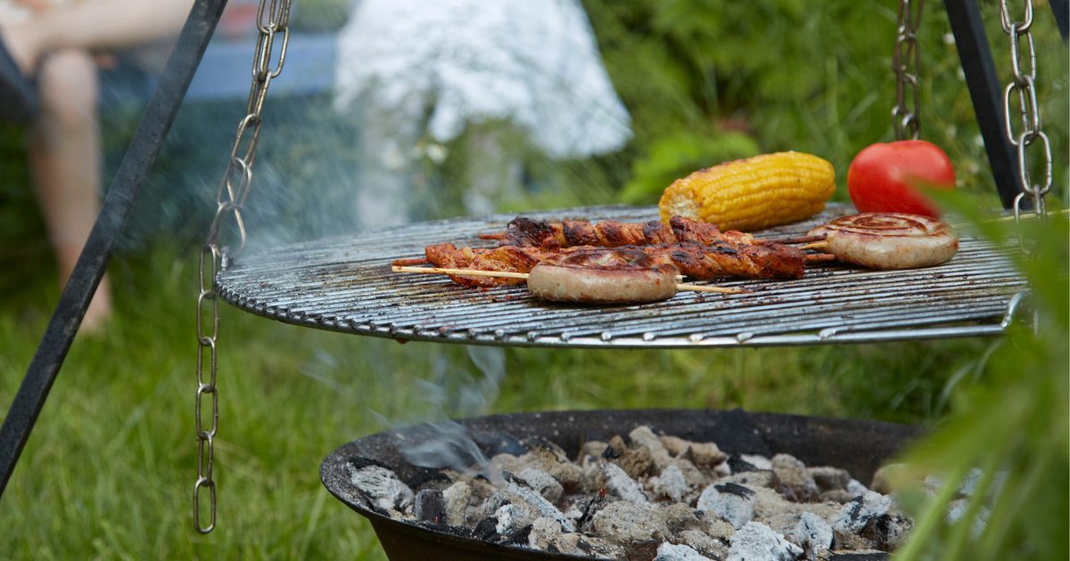 Masz takie objawy? Musisz natychmiast odstawić grillowane potrawy