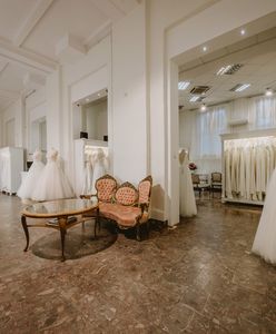 Ekspedientki schowały się na zapleczu salonu sukien ślubnych. Bały się, że klientki z Indonezji są nosicielkami koronawirusa