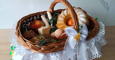 A ty włożyłeś do swojego koszyka wielkanocnego tę gałązkę? Zapewnia długie życie!