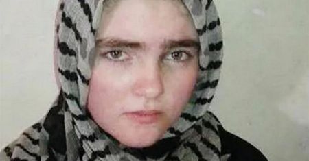 Miała 15 lat, kiedy uciekła z domu i dołączyła do ISIS. Grozi jej kara śmierci