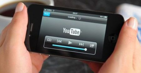 Europejczycy oglądają coraz więcej telewizji i wideo na smartfonach