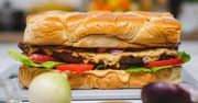 Hamburgerowa zapiekanka z soczystą wołowiną i cheddarem - błyskawiczne danie dla całej rodziny
