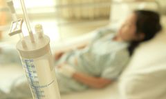 Szpital na Woli nie przyjmuje pacjentek chorych na raka. "To dywersja"