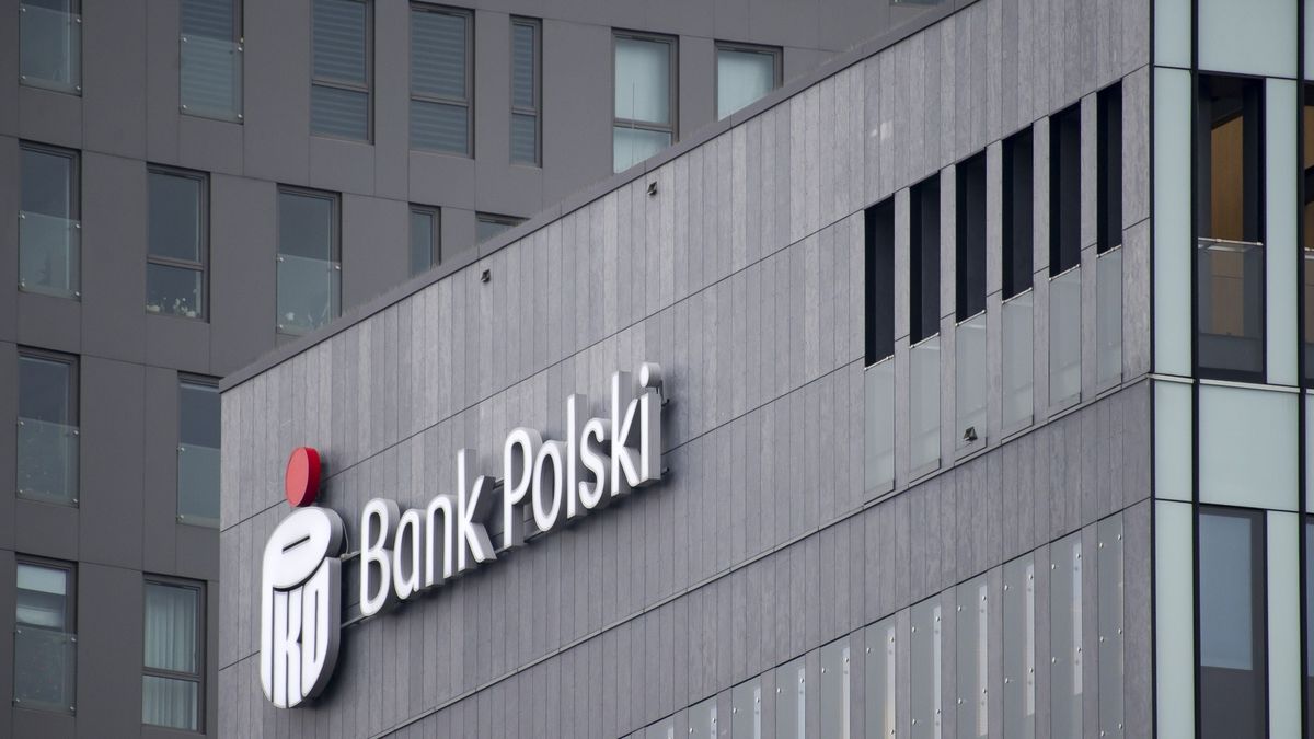 Bank PKO BP wdraża bota, który będzie przeprowadzał rekrutację
