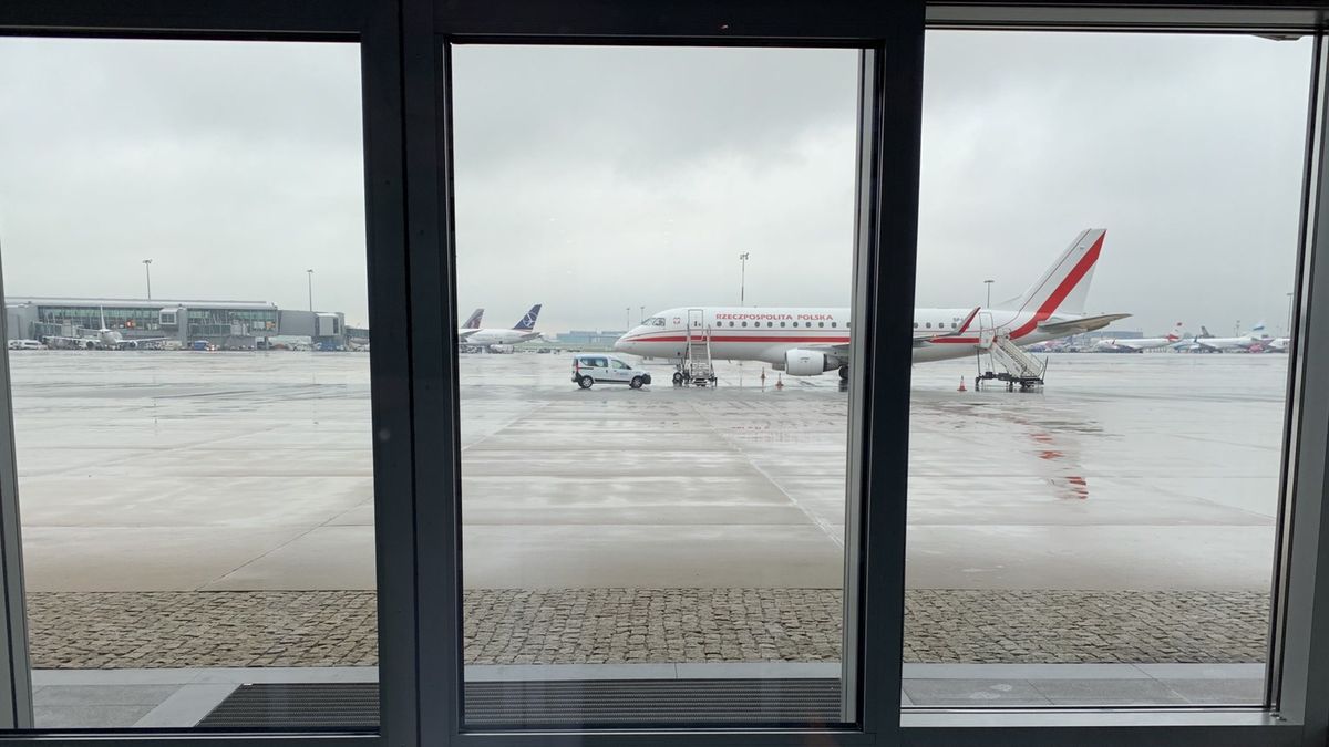 Premier Morawiecki nie może wylecieć do Brukseli. Trwa tam strajk kontrolerów lotów