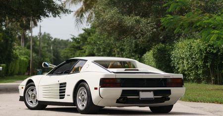 Ferrari Testarossa z Miami Vice