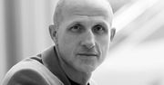 Maciej Kozłowski odszedł od nas 13 lat temu. Jak dziś wygląda jego grób? Ten widok wiele mówi o fanach