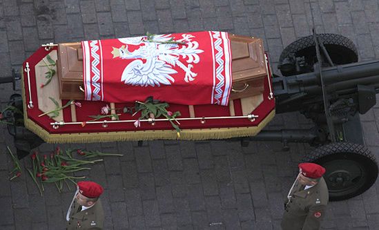 Pogrzeb Prezydenckiej Pary z ceremoniałem wojskowym