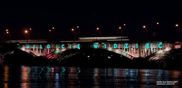 Neon "Miło cię widzieć" zawiśnie w czerwcu na Moście Gdańskim