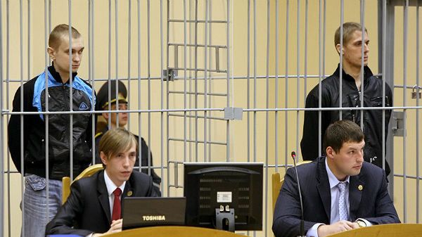 Skazani za zamach w mińskim metrze zostali rozstrzelani