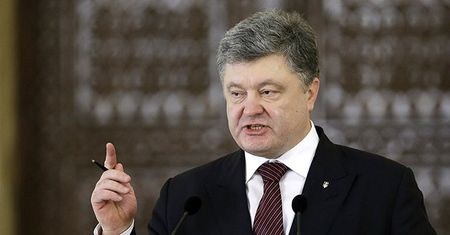 Koniec zawieszenia broni na Ukrainie? Poroszenko w rozmowie z Merkel: rozejm nie jest przestrzegany