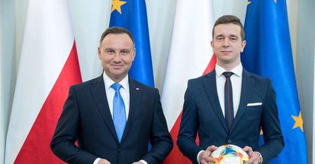 Prezydent Andrzej Duda mówi, że e-sport to też sport