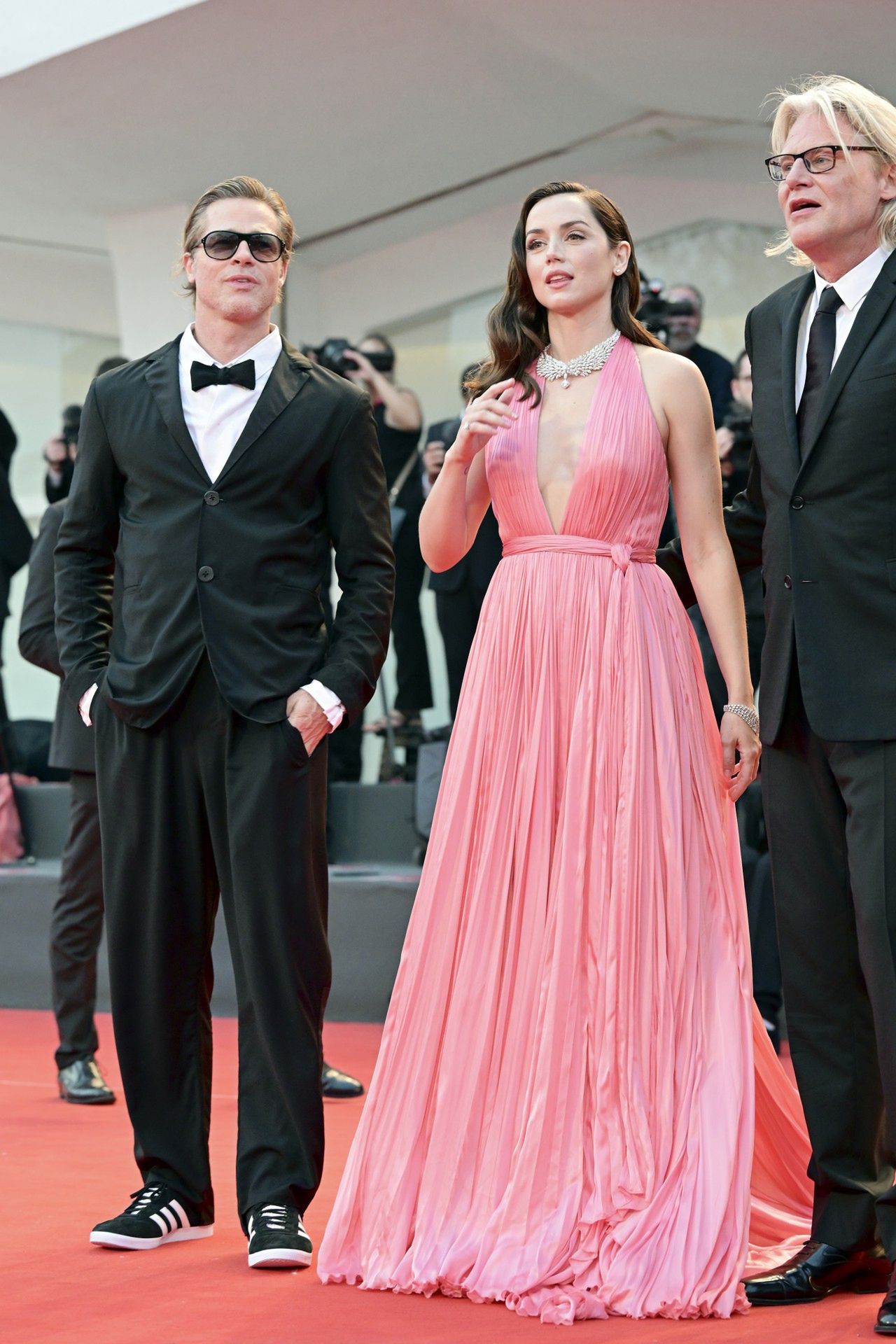 Brad Pitt i Ana de Armas na premierze Blondynki w Wenecji