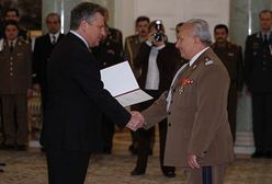 Gen. Ekiert odznaczony i awansowany