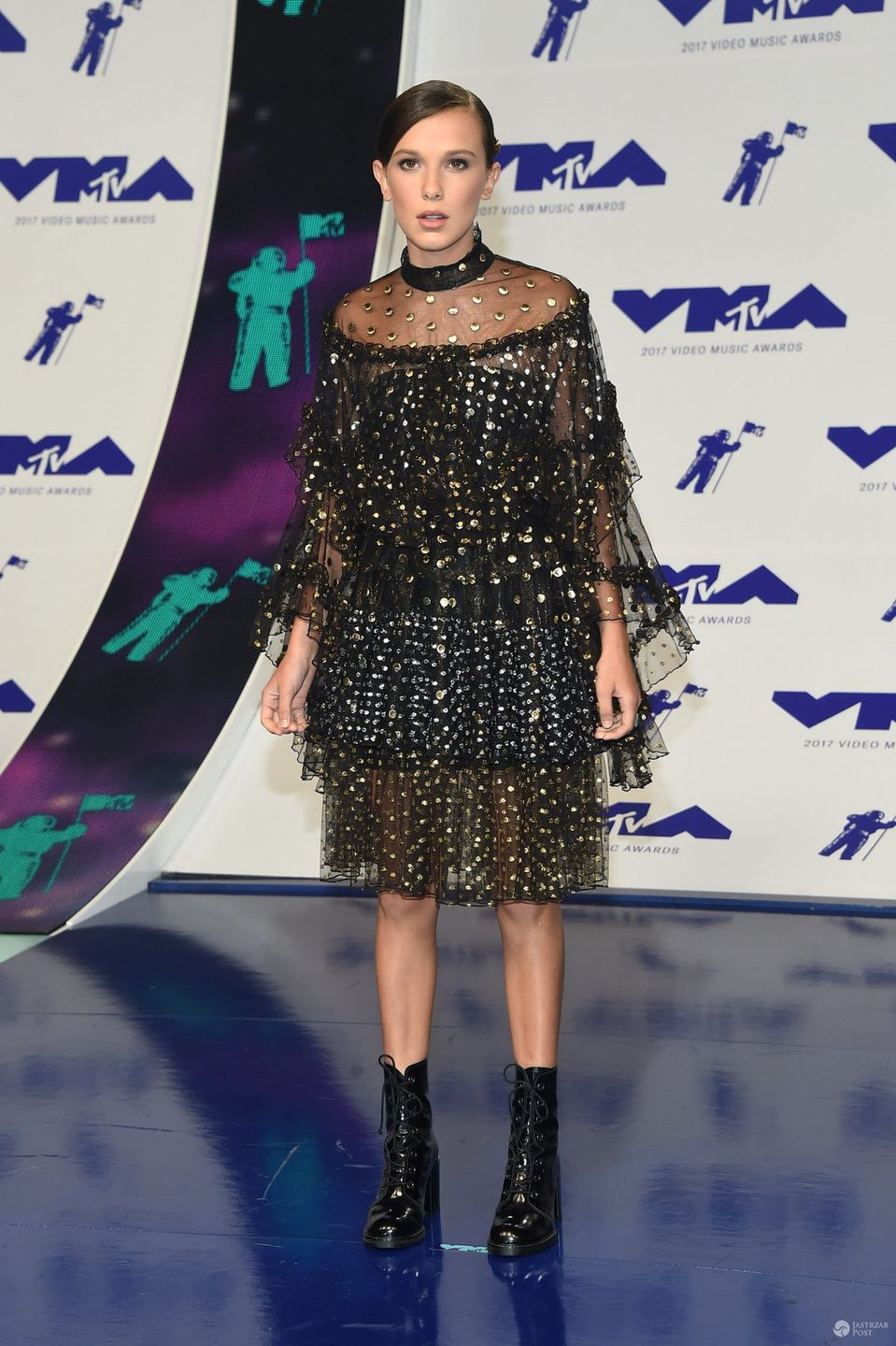 MTV Video Music Awards 2017 - Millie Bobby Brown

Kreacja: Rodarte i Stuart Weitzman