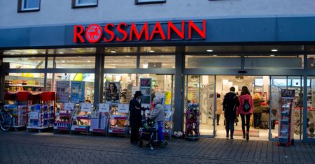 Rossman promocje. 2+2 gratis na ochronę przed słońcem i owadami