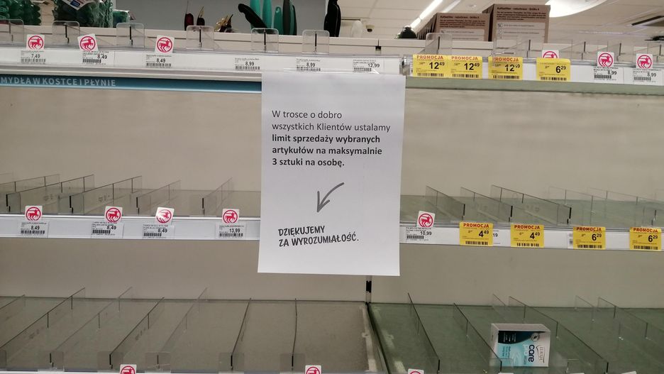 Wymiecione półki i limit sprzedaży