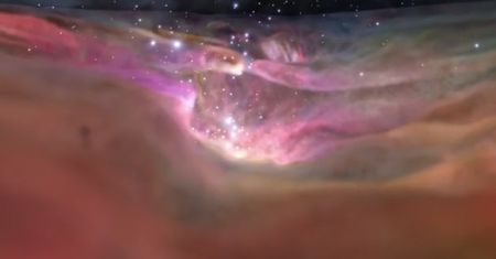 NASA pokazała niesamowitą wizualizację Wielkiej Mgławicy Oriona. Zebrali zdjęcia z teleskopu Hubble'a i Spitzera.