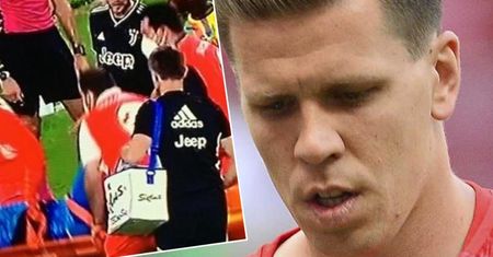 Wojciech Szczęsny wił się z bólu po bolesnej kontuzji, aż został zniesiony na noszach. Dramatyczne sceny widziało na żywo miliony widzów