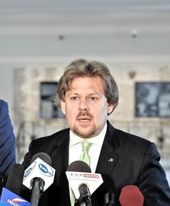 Piotr Misiło pyta Błaszczaka o oplucie muzułmanki. Prokuratura bada już sprawę