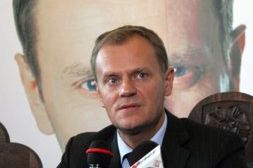 Tusk apeluje do PiS o pozytywną kampanię
