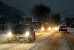 Pogoda. Nadchodzą śnieg, deszcz i silny wiatr. IMGW wydało ostrzeżenia