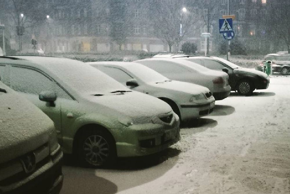 Uwaga, idzie załamanie pogody. Zimno, śnieg i wichury