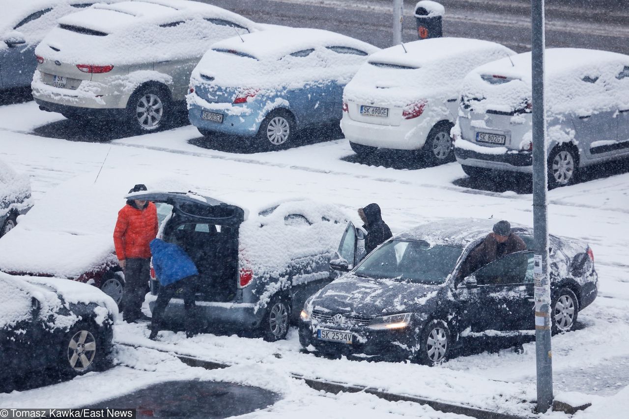 Atak zimy na południu Polski. Ostrzeżenia meteorologów