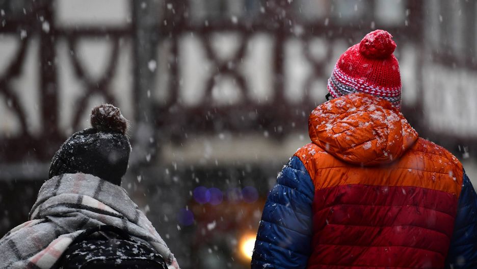 Śnieg pojawi się w rejonach górskich i na północnym-wschodzie kraju