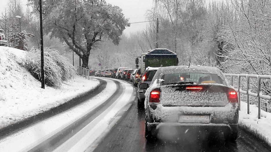 Meteorolodzy zapowiadają jednodniowy atak zimy w całej Polsce.