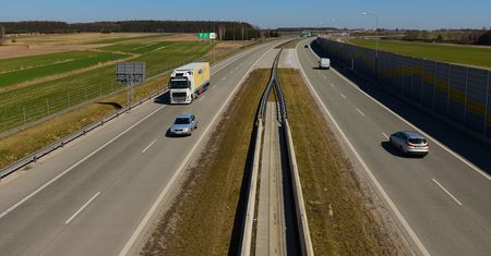 Za mało stacji paliw na ekspresówkach i autostradach. Raport NIK-u o polskich drogach