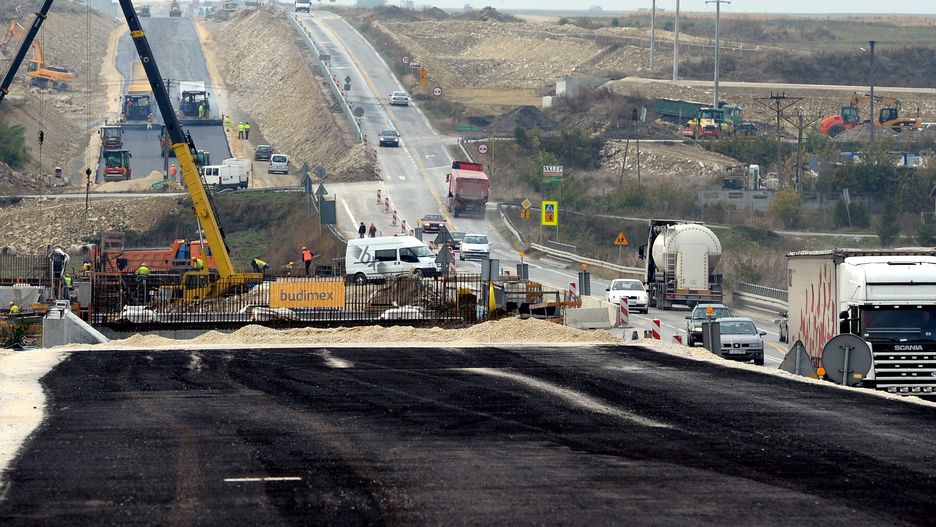 Budowa drogi ekspresowej S7
