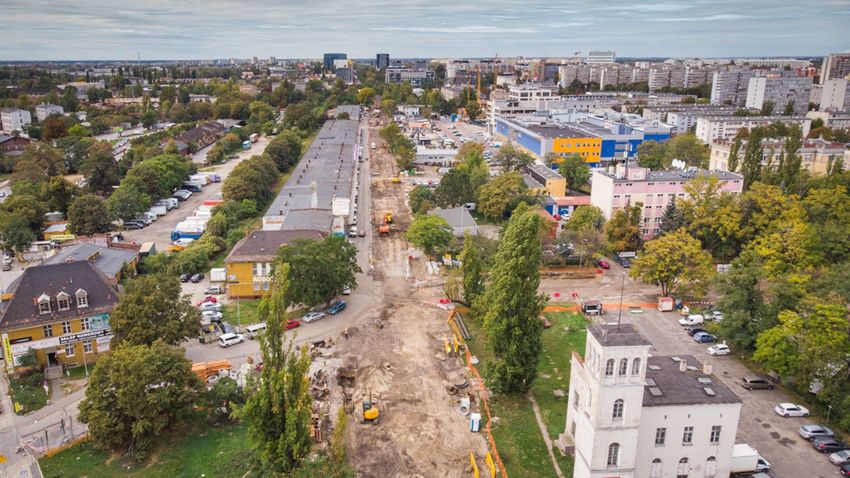 Budowa TAT: podczas prac przy ulicy Smoleckiej odkryto nieznany tunel.